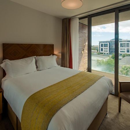 Premier Suites Dublin, Sandyford Extérieur photo