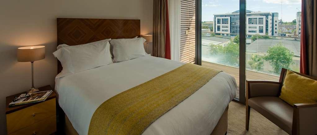 Premier Suites Dublin, Sandyford Chambre photo