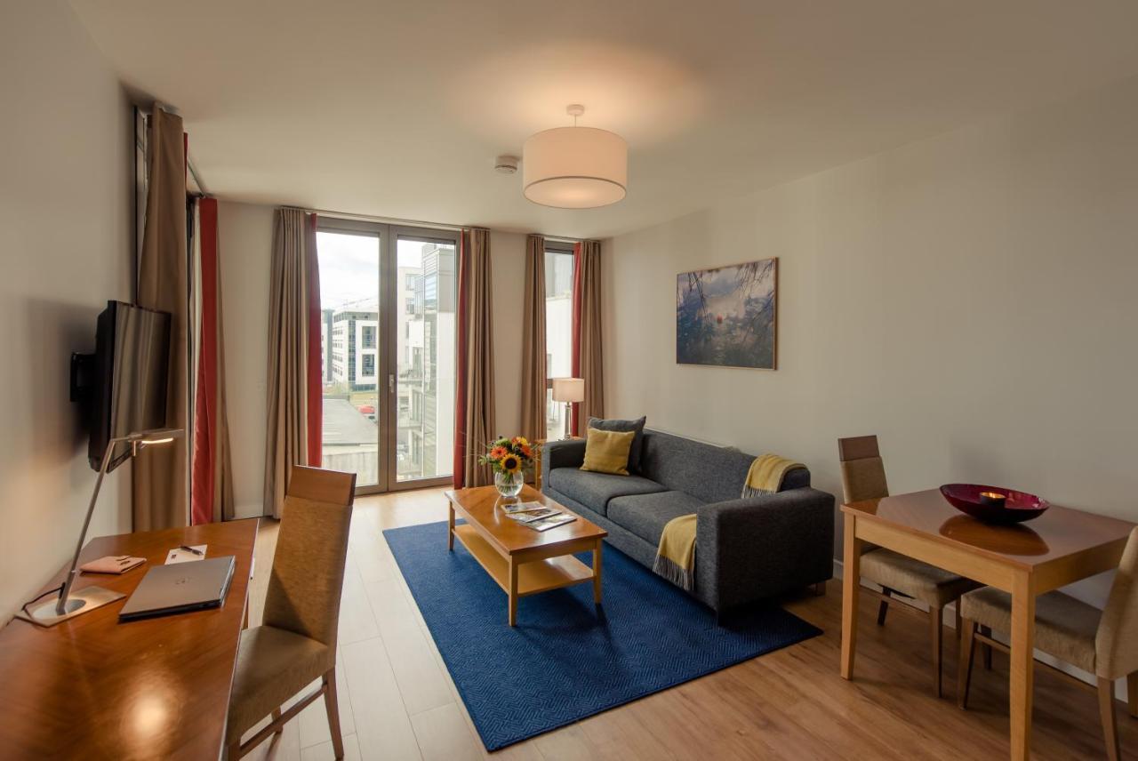 Premier Suites Dublin, Sandyford Extérieur photo